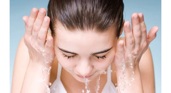 Műszempilla tisztítása